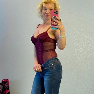 DarcieDean69 avatar