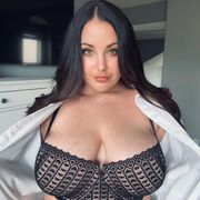 GirlOnTop880's Profile - Vids, Pics & More | ManyVids - ManyVids
