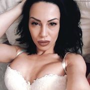 NinaSadix avatar