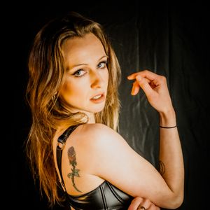 Saskia Rivers's Profile - Vids, Pics & More | ManyVids - ManyVids