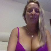 Hot cougar42 avatar