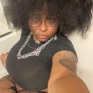 femdomwithlila avatar