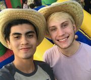 whiteandmexicanboys avatar