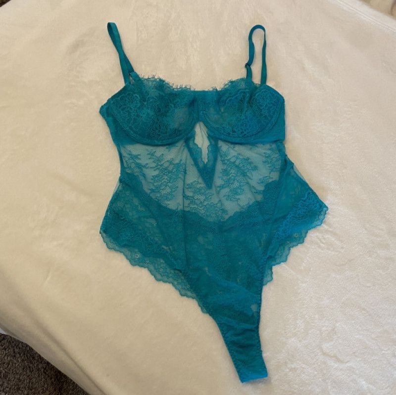 Teal VS Thong Teddy