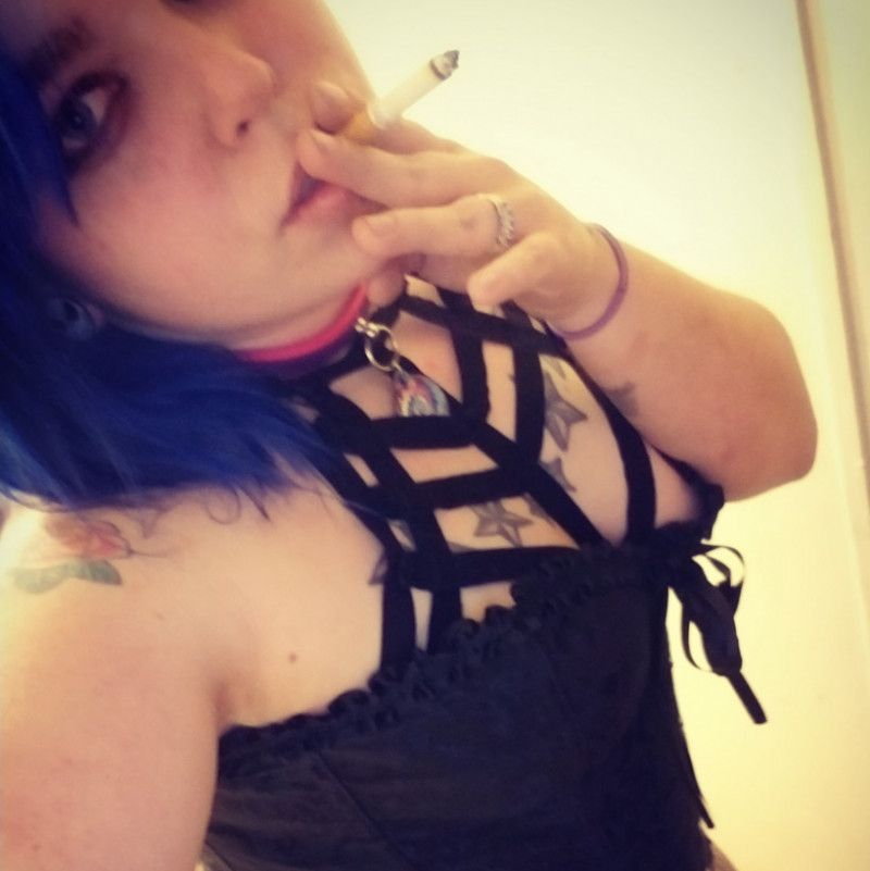 BBW domme photo set