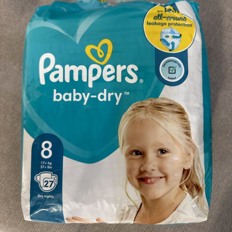 Buy my pack Pampers size 8