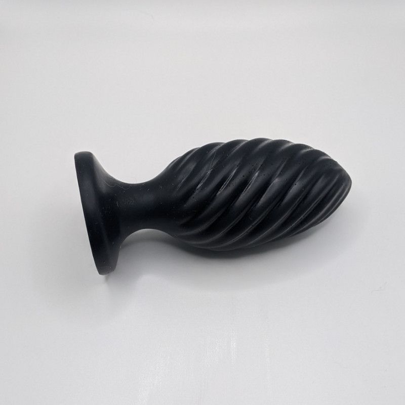 Used Black Anal Swirl Anal Plug