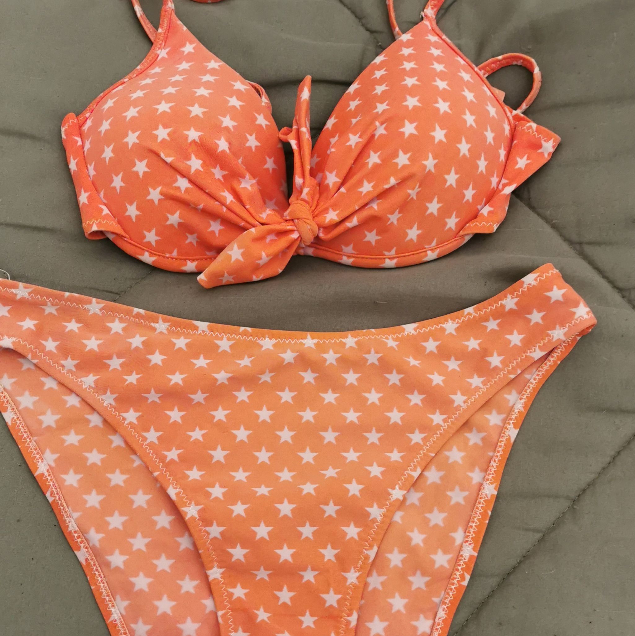 Old bikini use in custom VIdeo