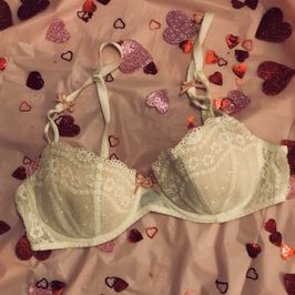 One lace Bettsey Johnson Bra