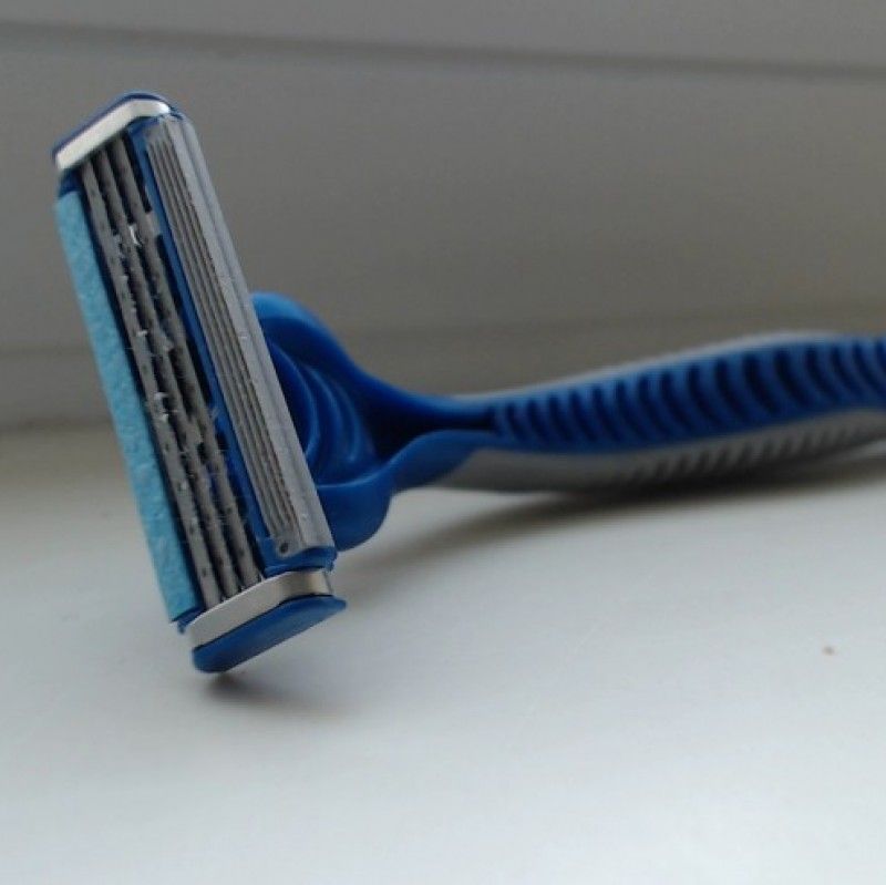 Used Razor