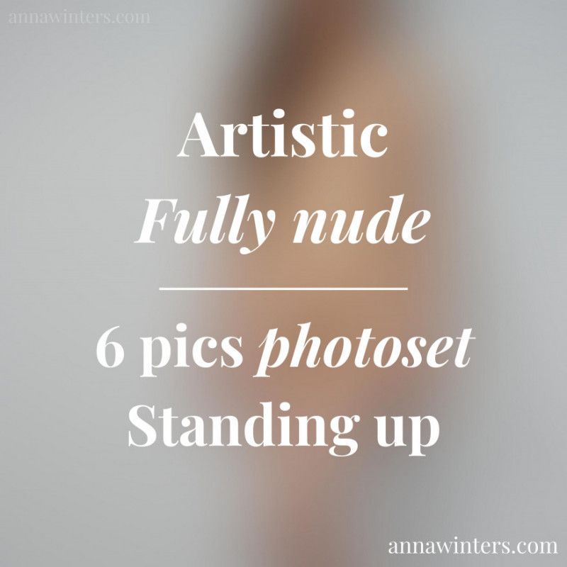 Artistic fully nude photoset