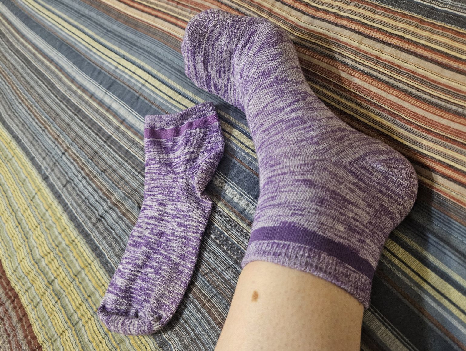 PURPLE GYM SOCKS