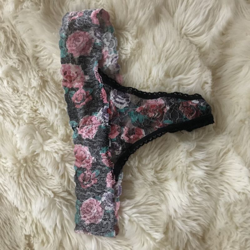 Floral thong