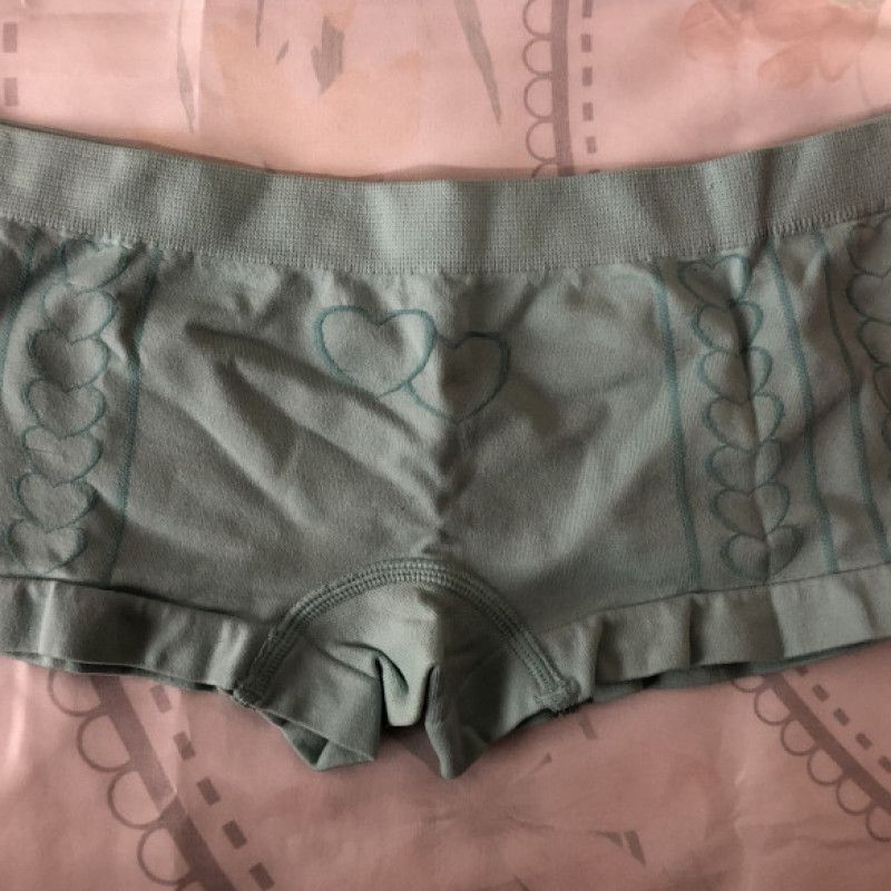 Boy short panties light green