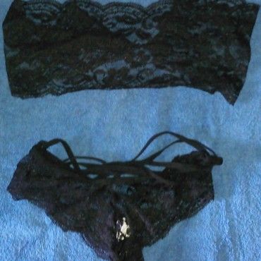 2 piece black outfit boyshort bottoms