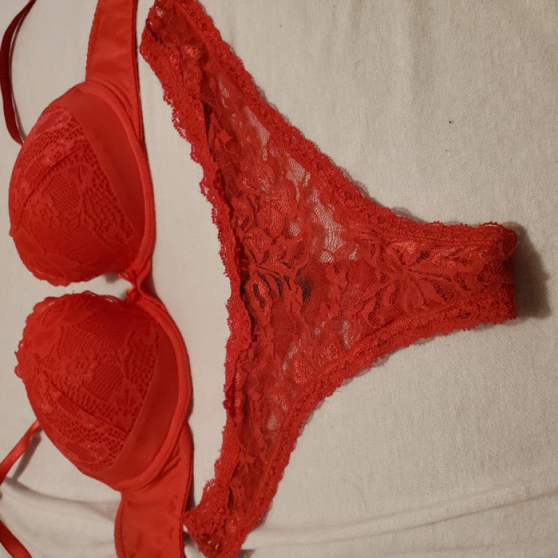 Red Lingerie Set