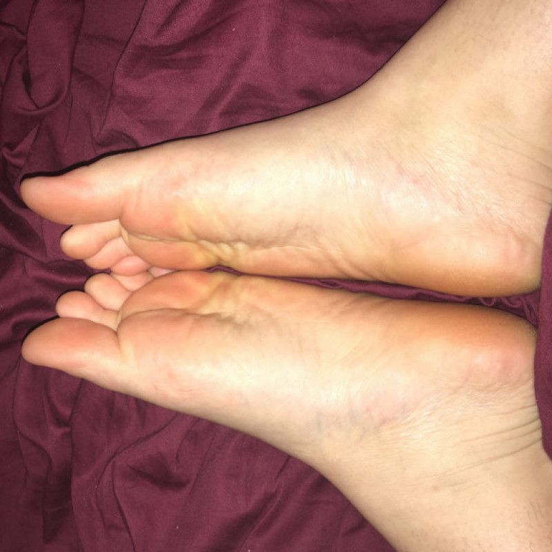 feet