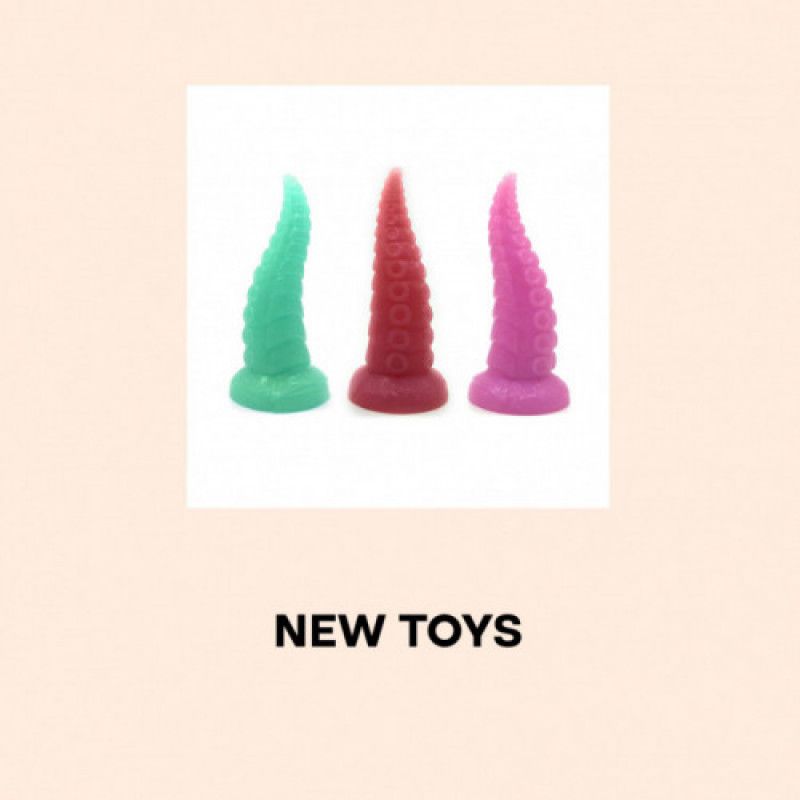 There are so many sex toys!