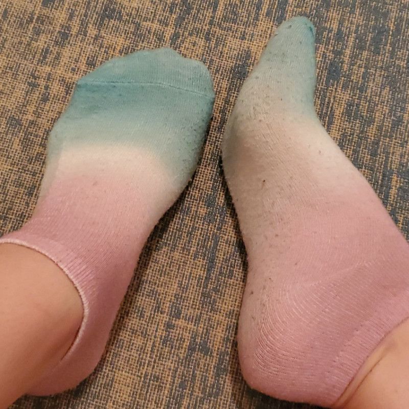 Pink to Teal socks