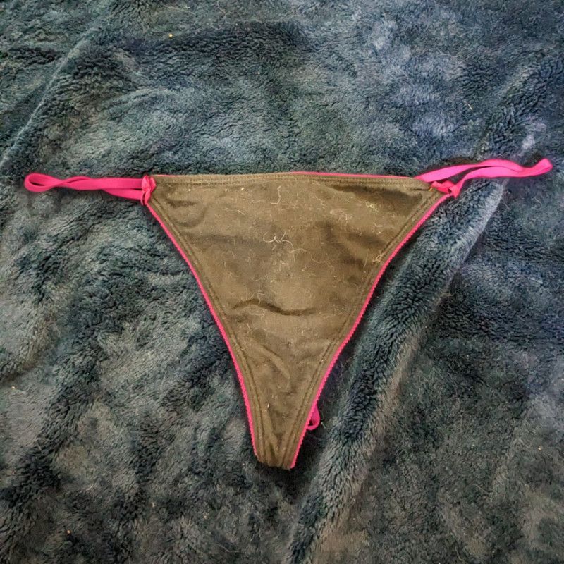 Used Black and Pink Cotton Thong