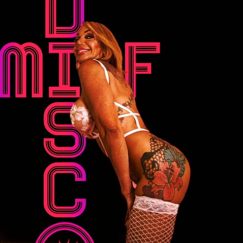 Disco MILF