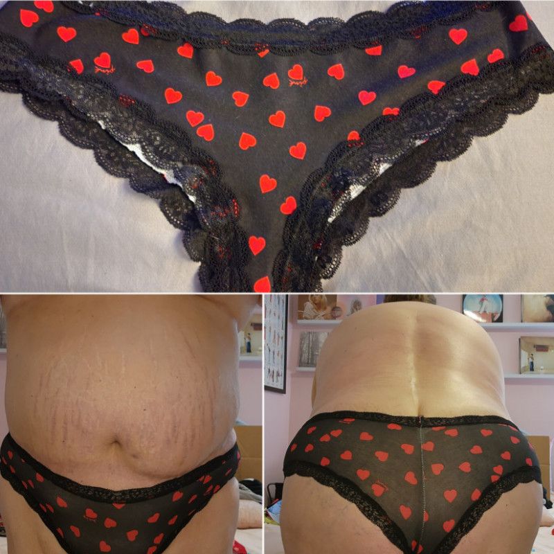 VS Black With Red Hearts Cheeky Panty