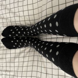 Polka Dotted Mid Calf Socks