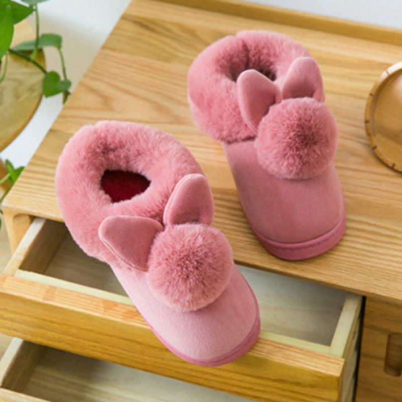 BUY ME: Pink slippers