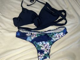 Floral scrunch bottom bikini