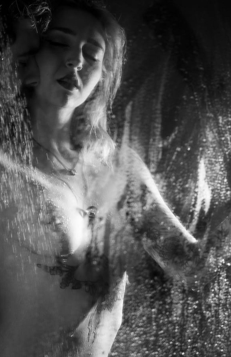 Steamy Black and White Shower Pics