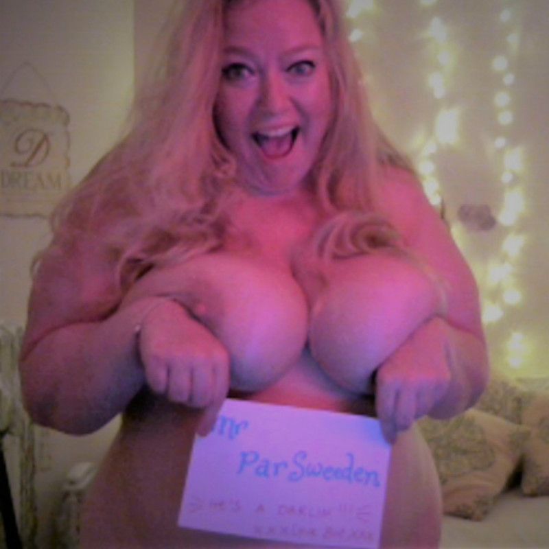 FAN SIGN!