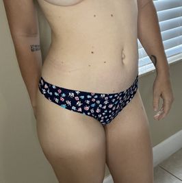 Used floral thong