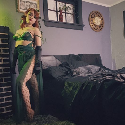 13 Days of Halloween: Poison Ivy