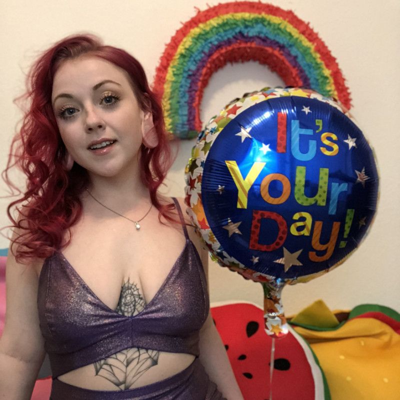 Big Booty Birthday Photoset