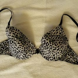 BRA 36C BLACK  WHITE PRINT