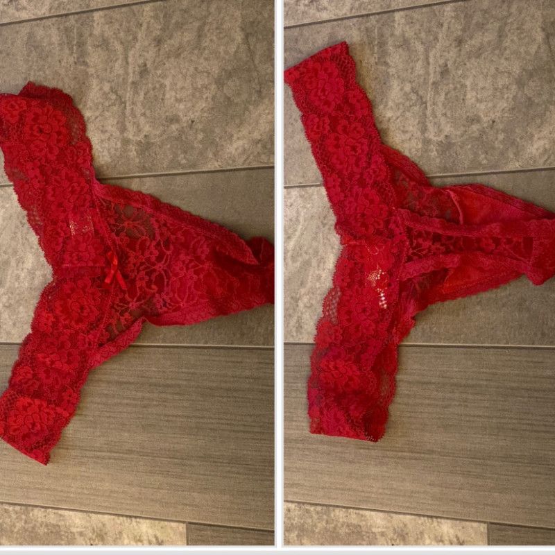 used red lacey bow v thong