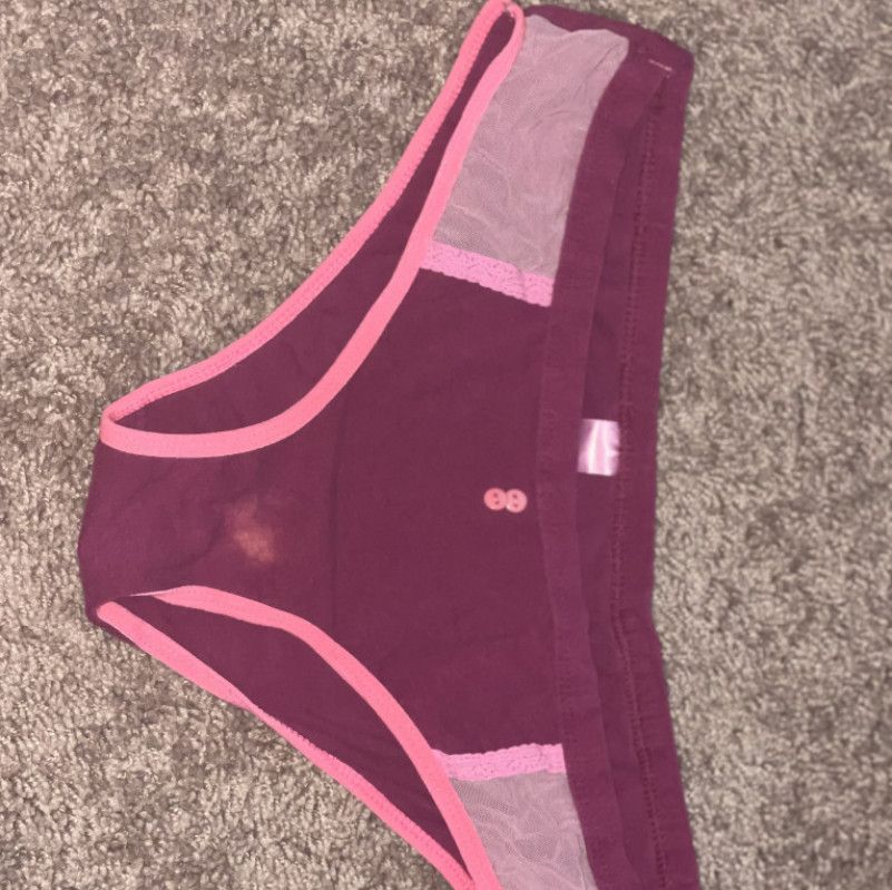 Maroon bikini panties