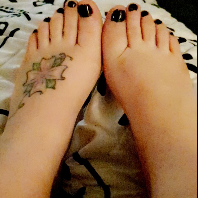 Feet pics