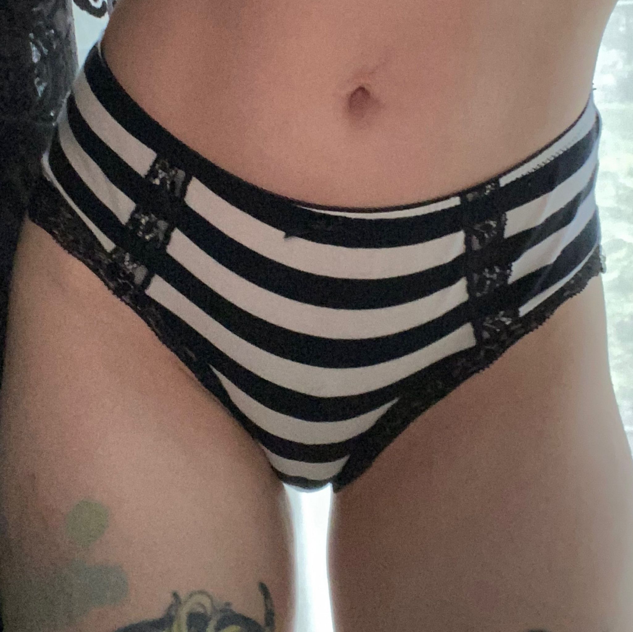 Black and White Striped Lace Trim Bow Panties