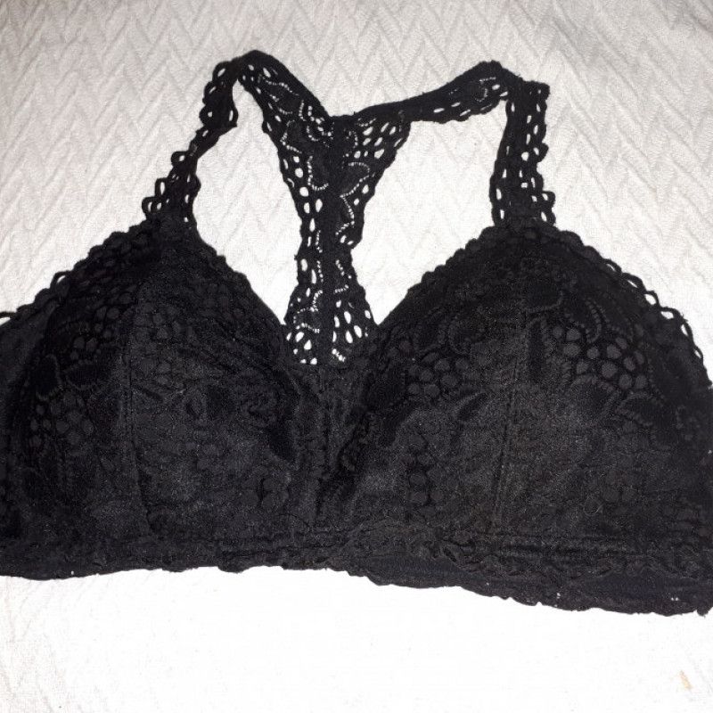 Lacey bralette worn 1 day so far