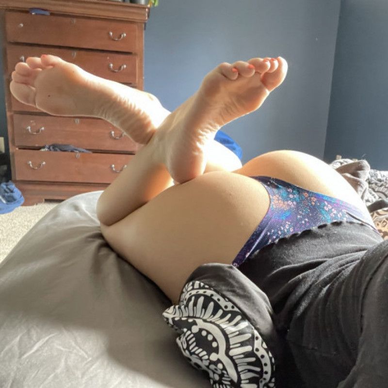 Foot Worship Photo Set