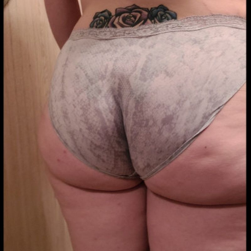 Silky lace panties