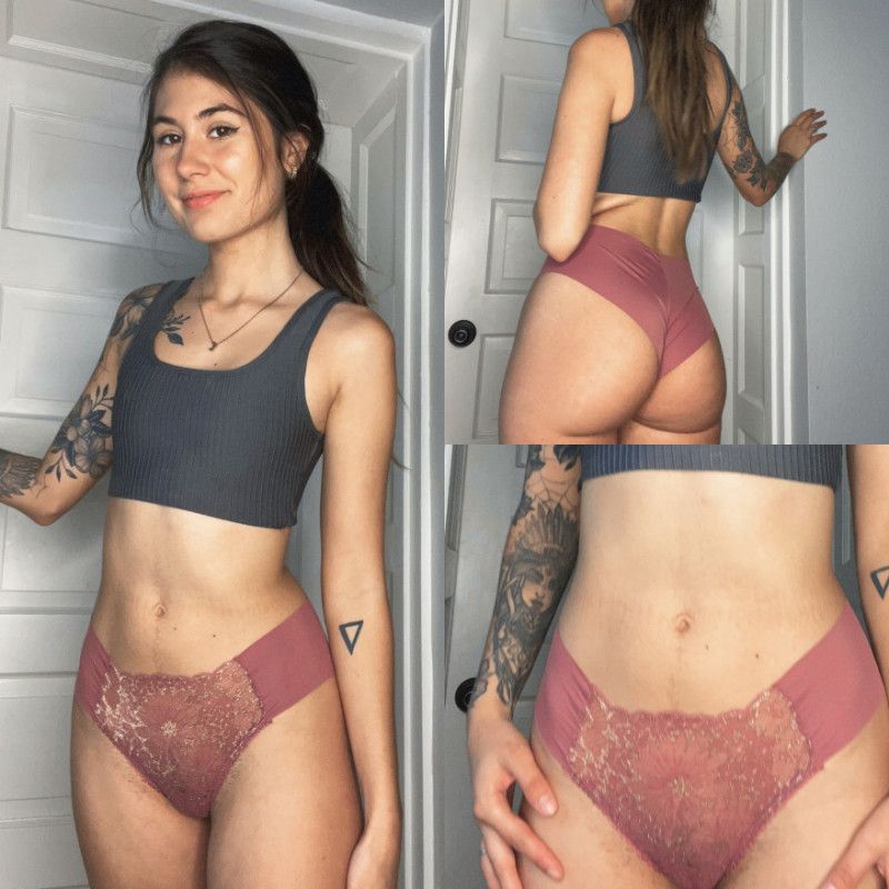 Mauve and gold lace cheekie