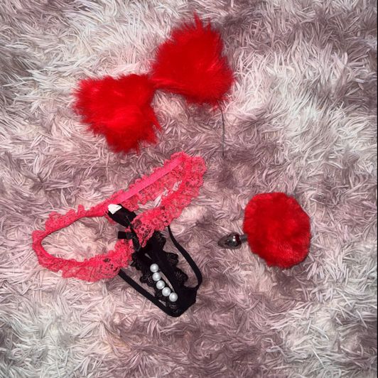USED RED FURRY BUTTPLUG AND PANTY SET