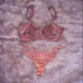 Vs peach and Gold Bra and panty set