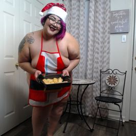 Sexy BBW Mrs Claus