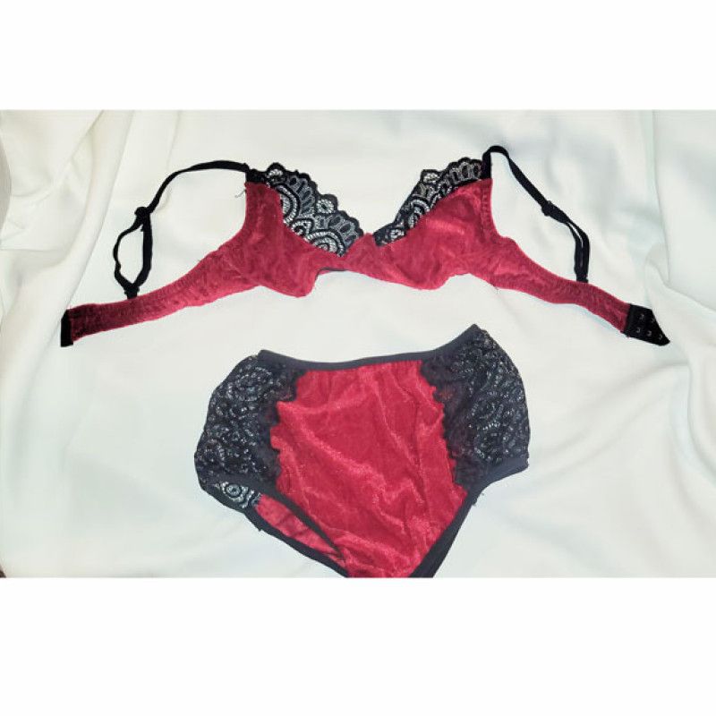 31Vintage Red  Black Bra  Panty set