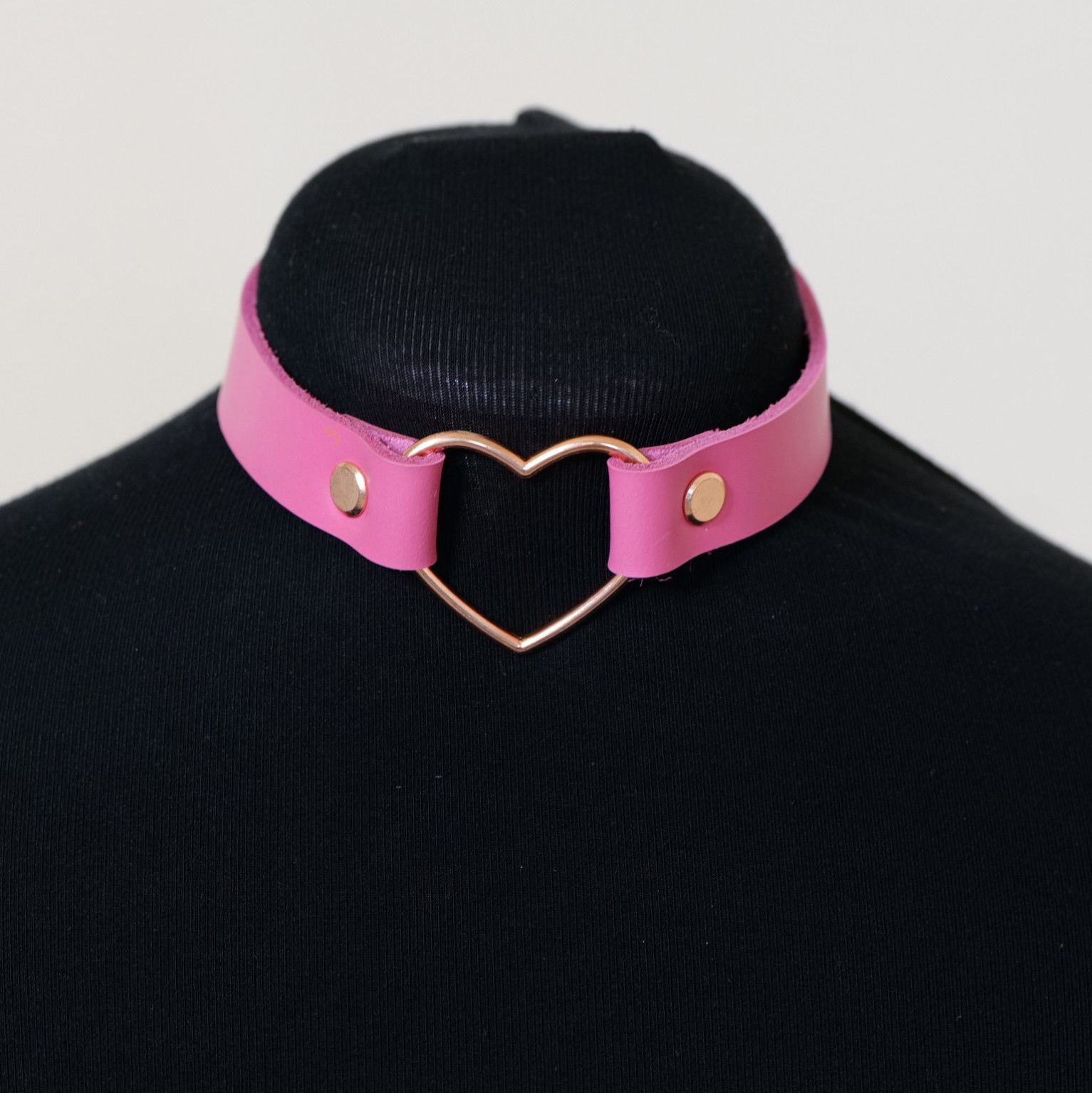 Pink and Rose Gold Heart Collar