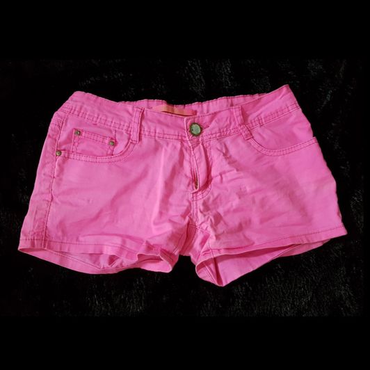 Pink shorts from Cindy scene