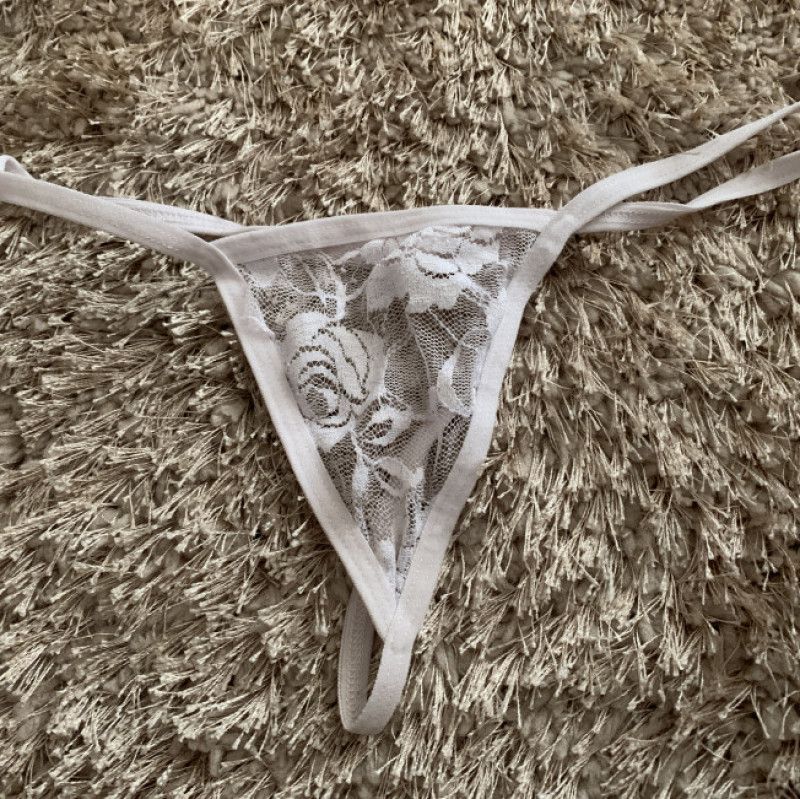 White lace g string